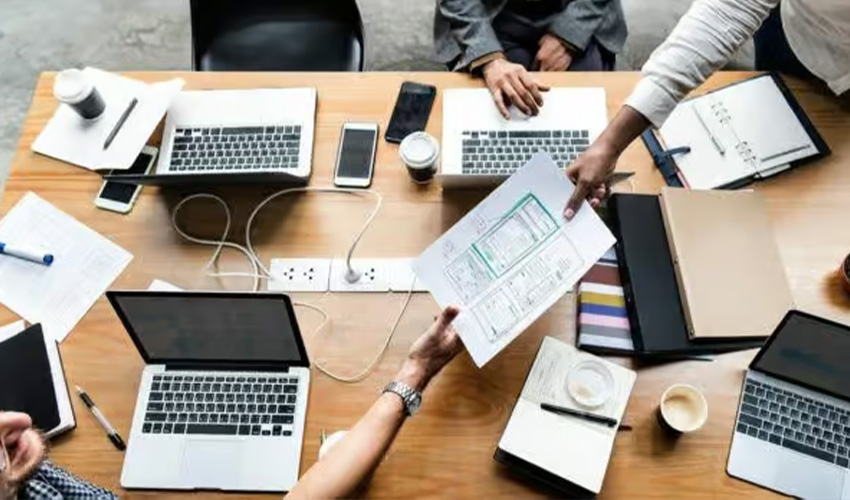 Challenges in Hybrid App Development