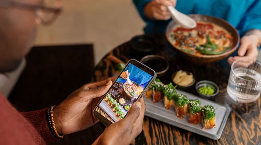 Benefits-of-On-Demand-Food-Catering-Mobile-App