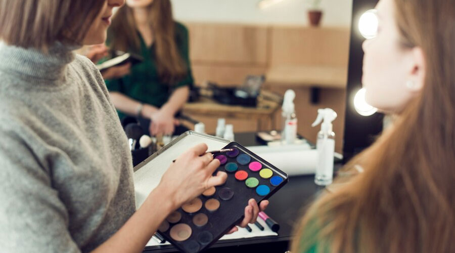 Customization-and-Branding-Options-for-Salons